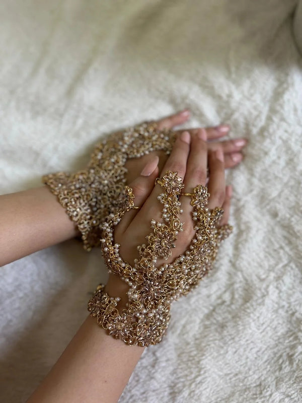 Zircon Blossom 5-Ring Anja Set