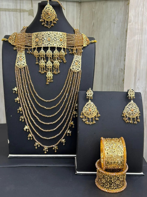 Hyderabdi 7 Layer Dhulan set with Choker