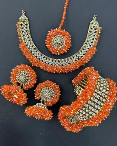 Gajra Sets with Bangle