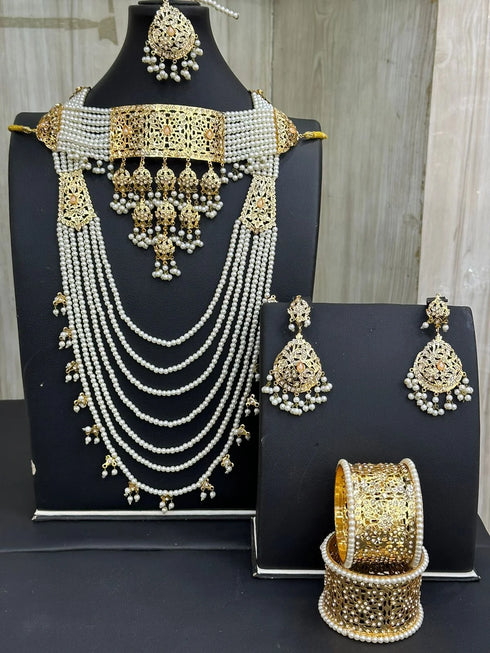 Hyderabdi 7 Layer Dhulan set with Choker