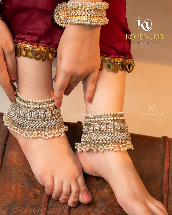 Kundan Manjus Pazaib Pair