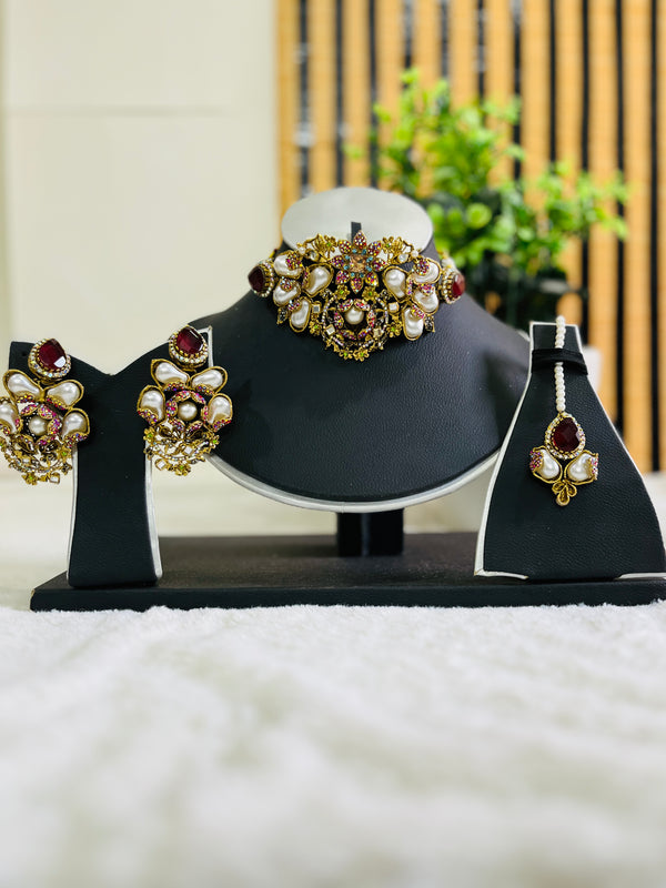 Handcrafted Turkish Choker & Earrings Ensemble
