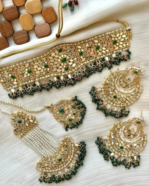 Kundan Paratha Jhumar Set