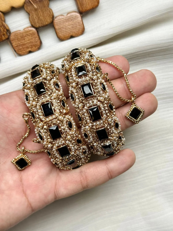 Zircon Casting Dhopra Bangles