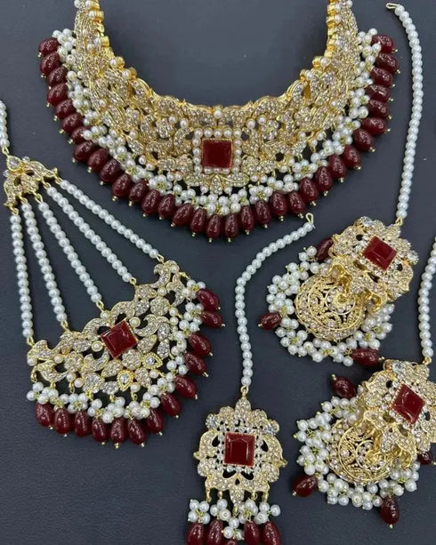 Single Stone Collar Set