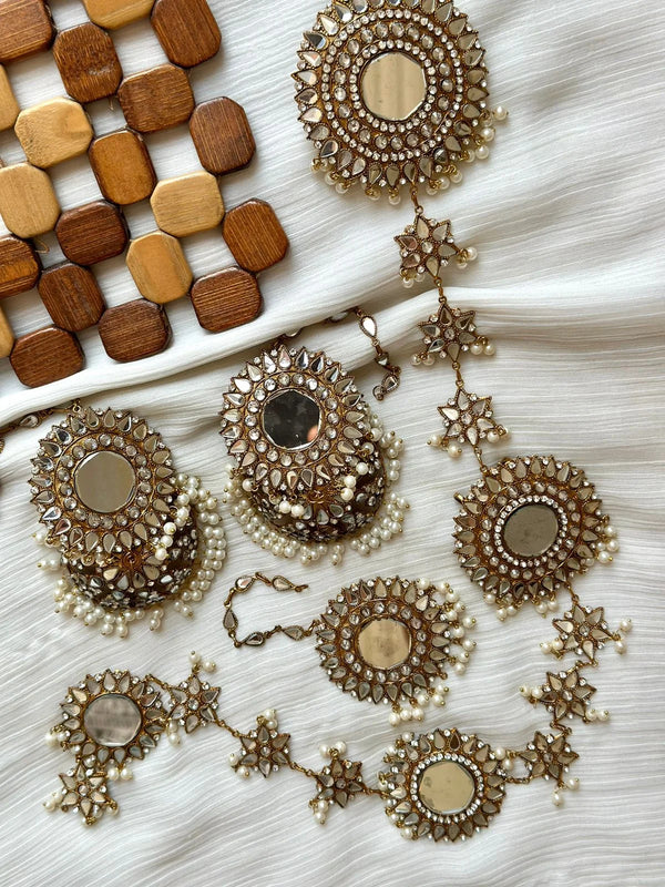 Paranda X Jhumka Kundan set