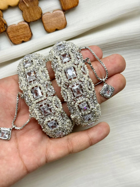 Zircon Casting Dhopra Bangles