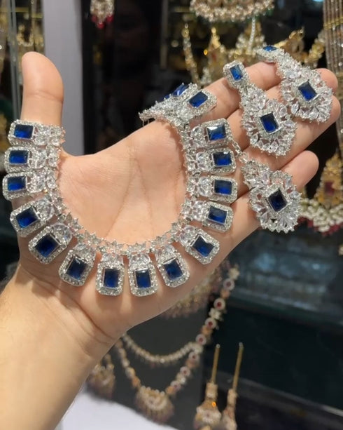 Party wear zircon capture set