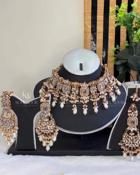 Chars party wear set