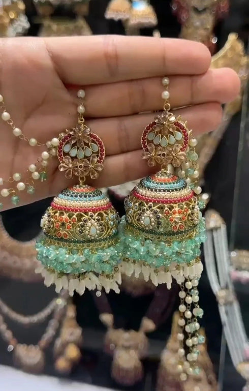 Noratan Share Jhumke